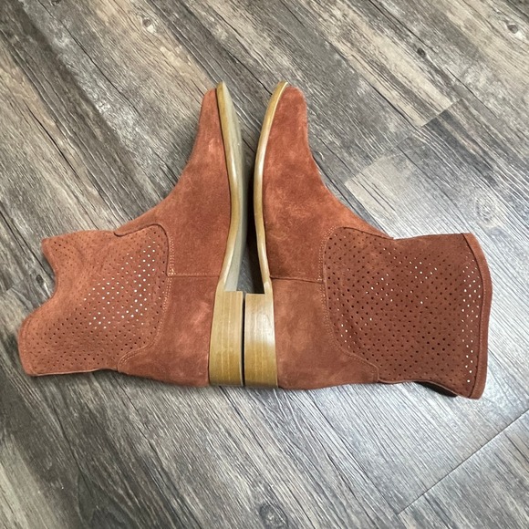 Sundance Suede  Perforated Ankle Boots Made‎ in Italy Rust Brown   39 - Picture 6 of 9